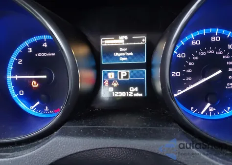 2015 Subaru Legacy 2.5I Premium из США, поврежденный, VIN 4S3BNAD6XF3022903